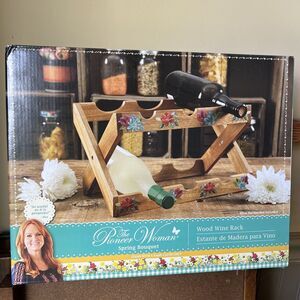 The PIONEER WOMAN Spring Bouquet Wooden Wine Rack NEW In Box